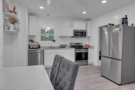 62 Seventh Street Auburn ME 04210