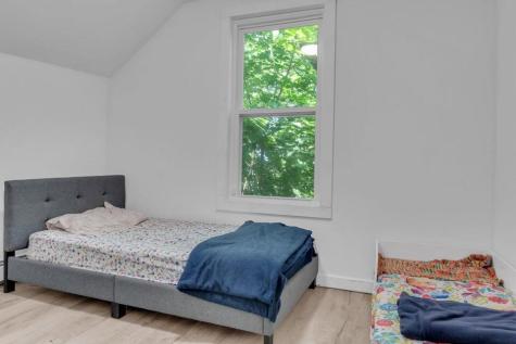 62 Seventh Street Auburn ME 04210