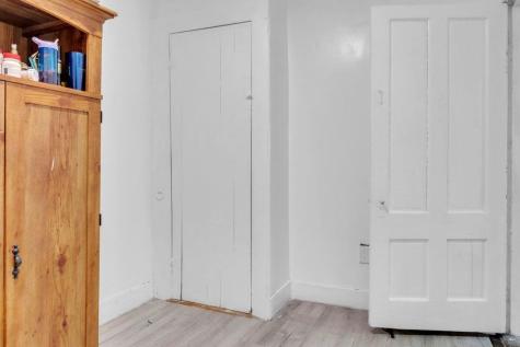 62 Seventh Street Auburn ME 04210