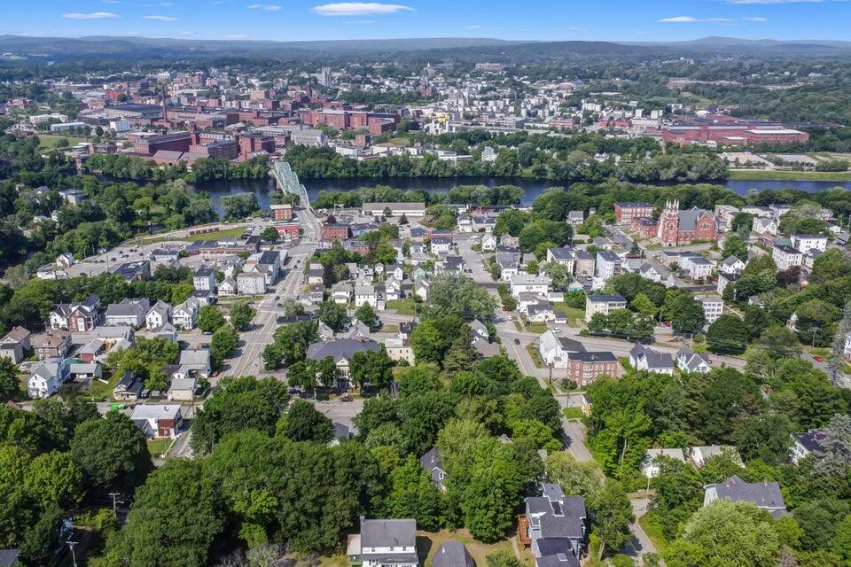 62 Seventh Street Auburn ME 04210