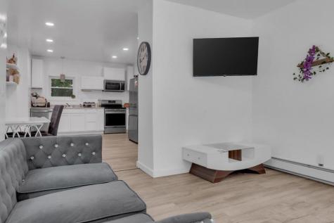 62 Seventh Street Auburn ME 04210