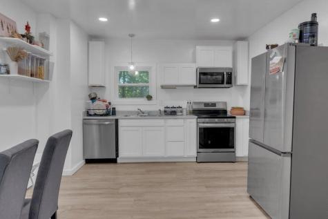 62 Seventh Street Auburn ME 04210