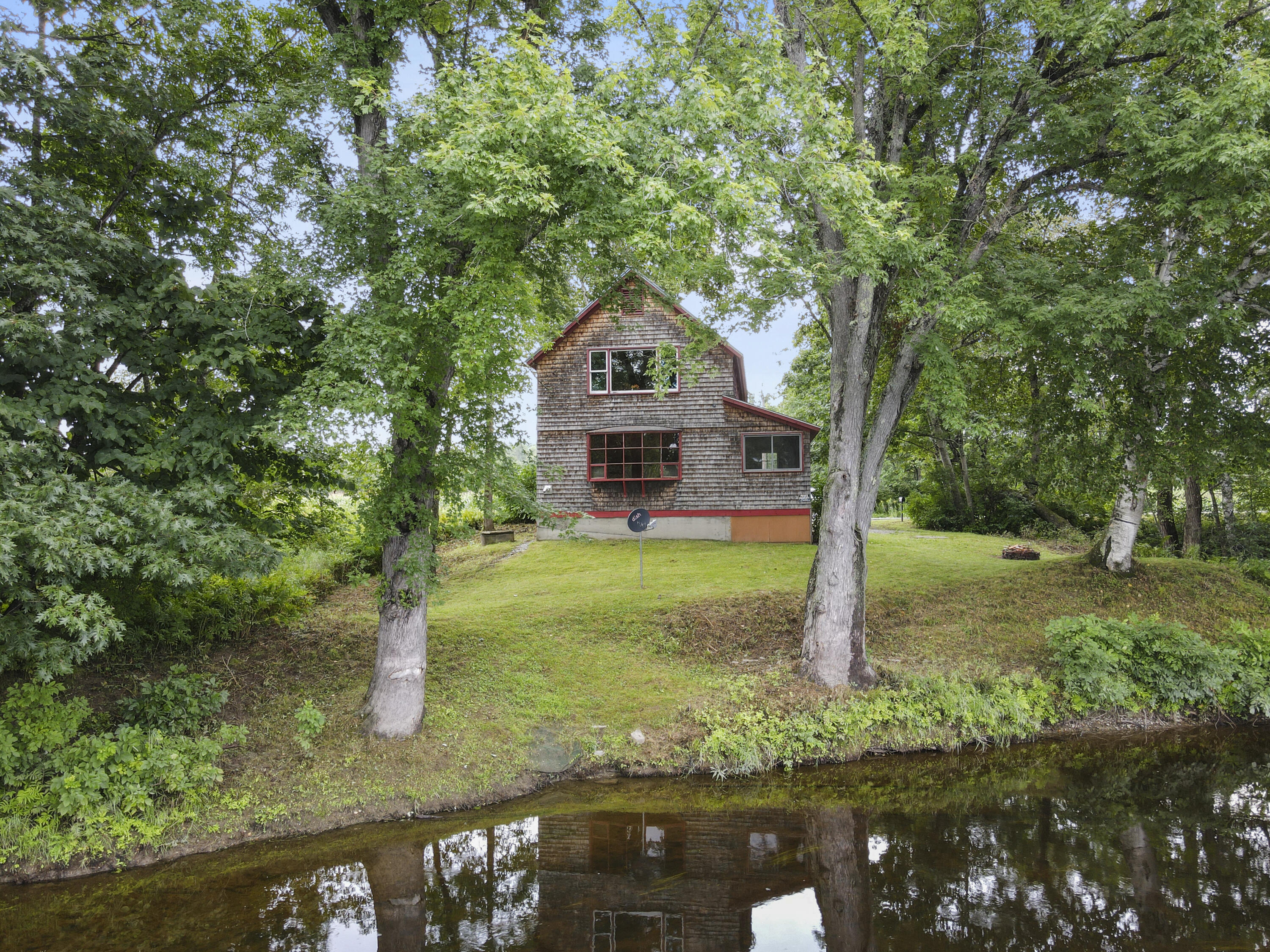 590 River Road Madison ME 04950