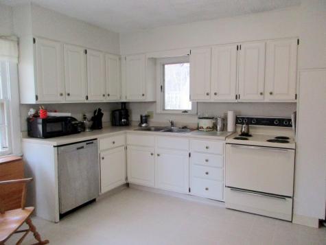10 Ridge Road Waterville ME 04901