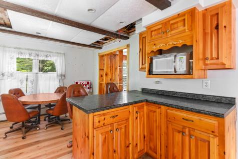 422 Vassalboro Road China ME 04358