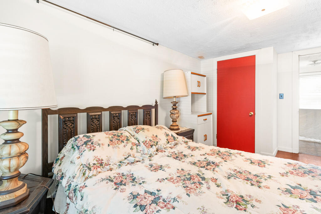 422 Vassalboro Road China ME 04358