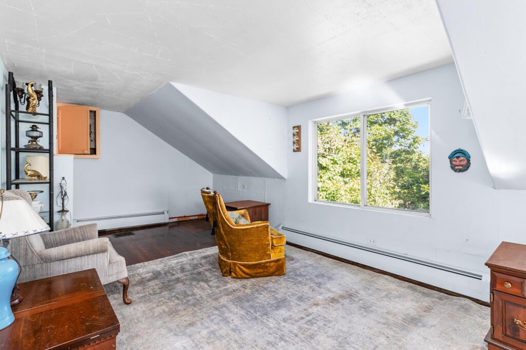 422 Vassalboro Road China ME 04358