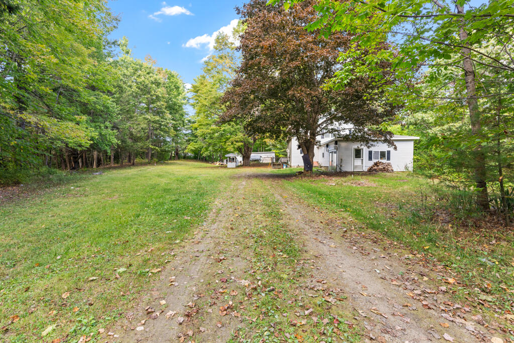 422 Vassalboro Road China ME 04358