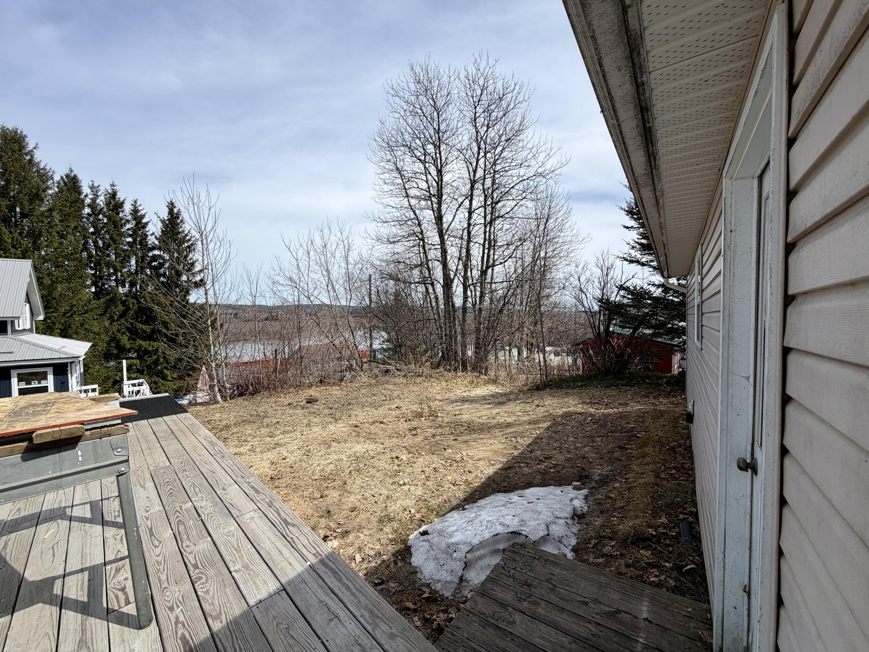 92 N 4th Avenue Madawaska ME 04756
