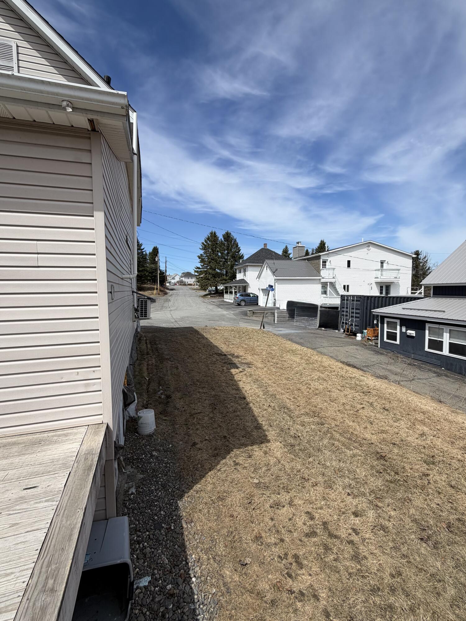92 N 4th Avenue Madawaska ME 04756