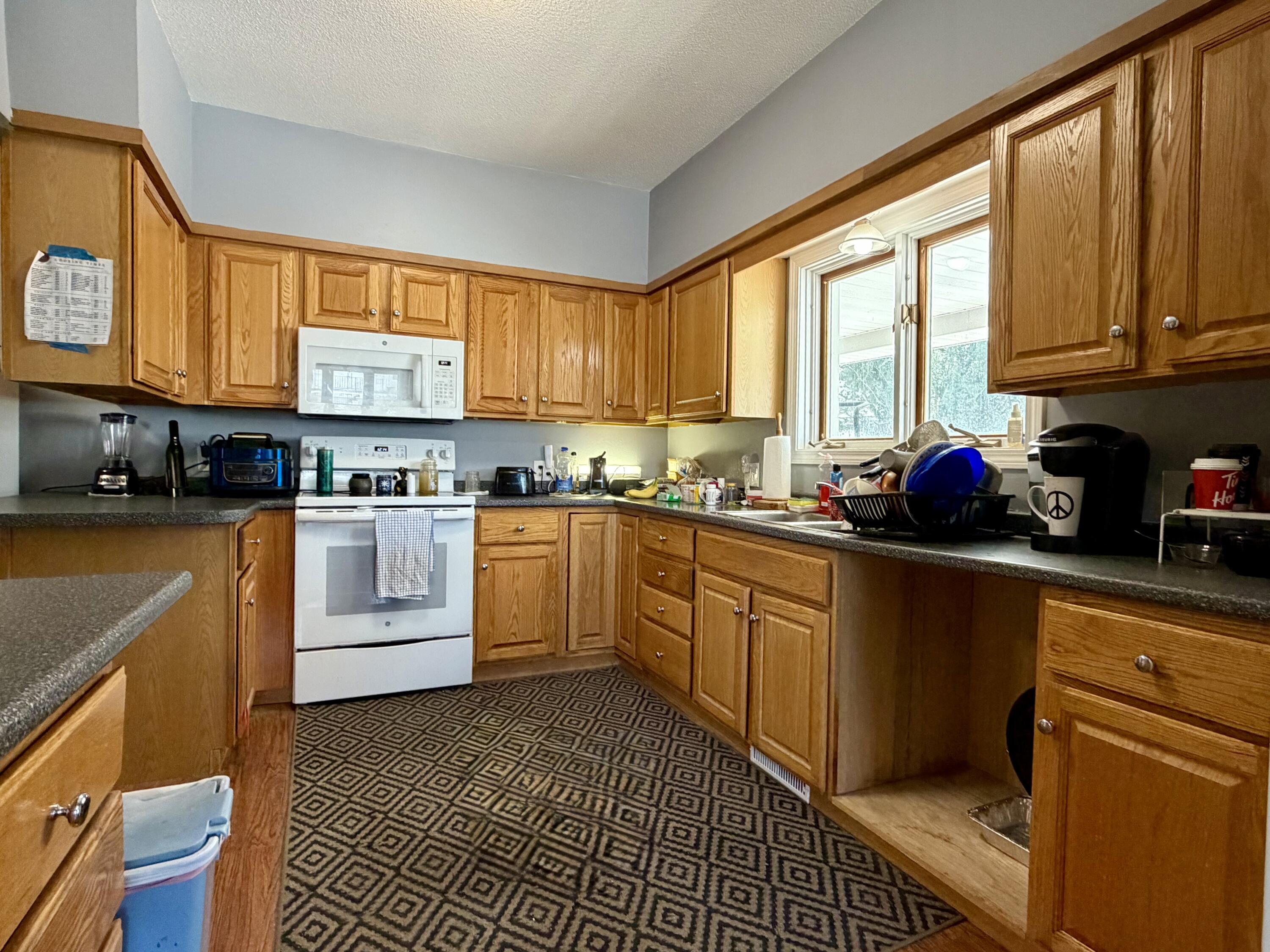 92 N 4th Avenue Madawaska ME 04756