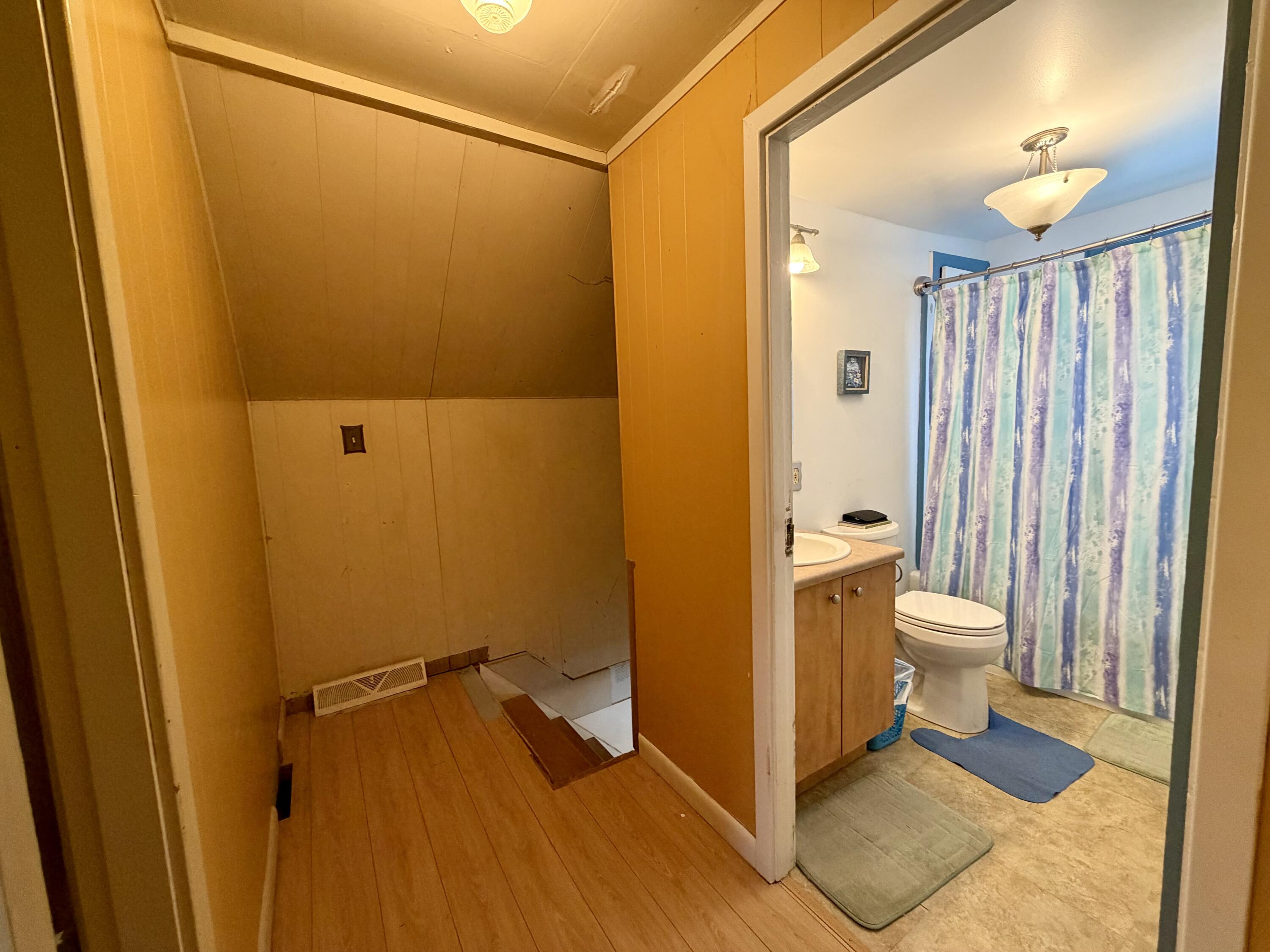 92 N 4th Avenue Madawaska ME 04756