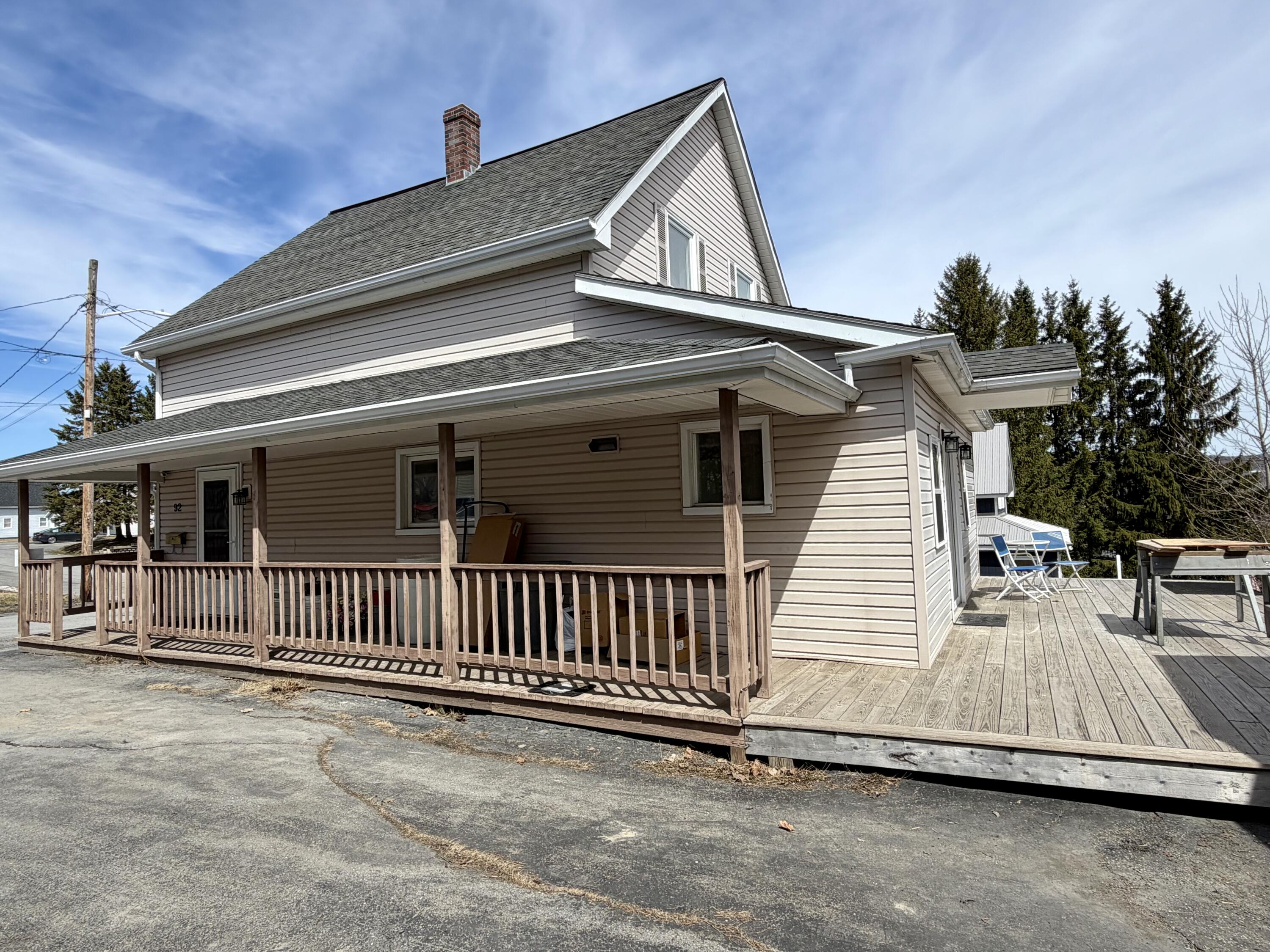 92 N 4th Avenue Madawaska ME 04756