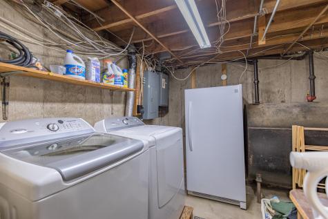 16 Richardson Street Auburn ME 04210