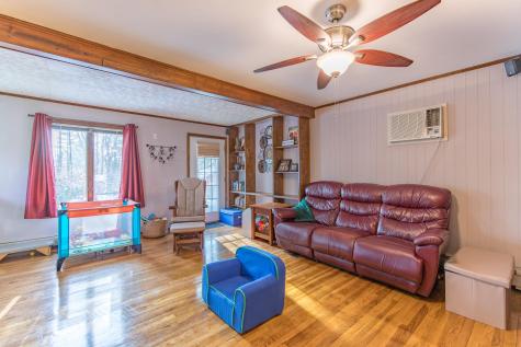 16 Richardson Street Auburn ME 04210
