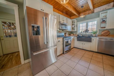 15 Castaway Drive Orland ME 04472