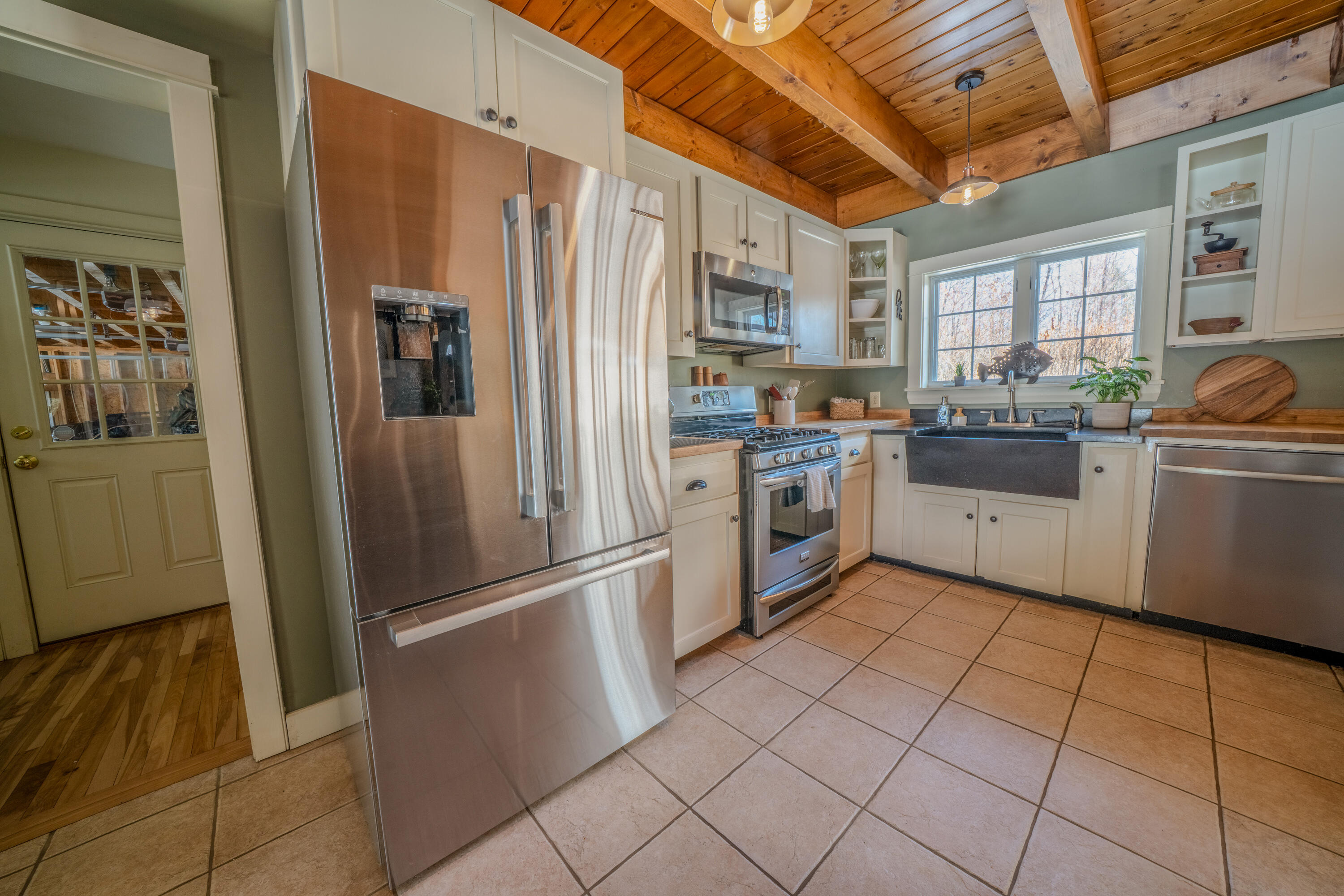 15 Castaway Drive Orland ME 04472