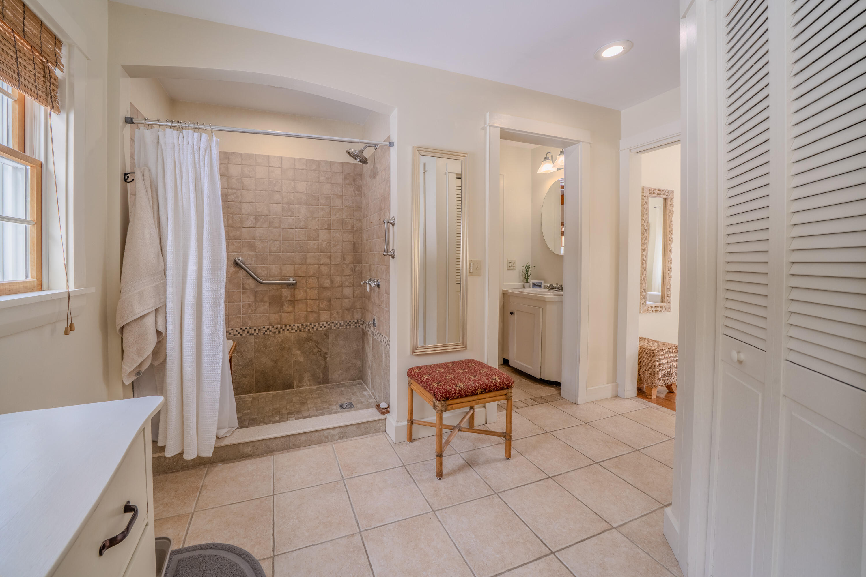 15 Castaway Drive Orland ME 04472