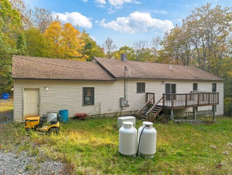 173 Warren Road Pittston ME 04345