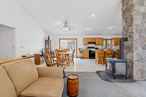 173 Warren Road Pittston ME 04345