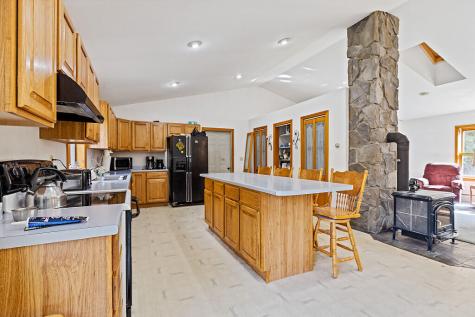 173 Warren Road Pittston ME 04345