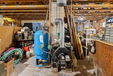 173 Warren Road Pittston ME 04345