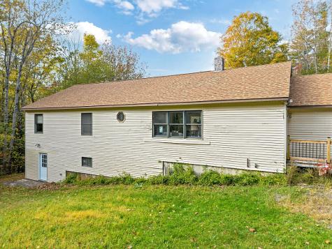 173 Warren Road Pittston ME 04345