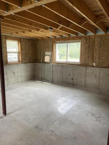 48 Hillcrest Avenue Lewiston ME 04240