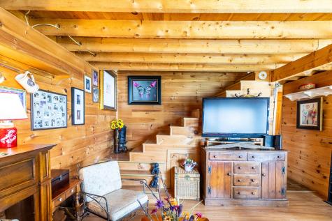 16 Hannah's Cove Beals ME 04611