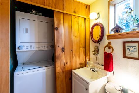 16 Hannah's Cove Beals ME 04611