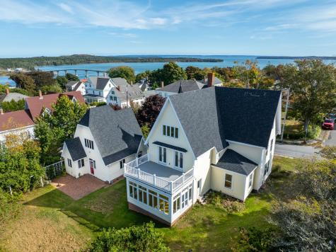 35 Main Street Lubec ME 04652