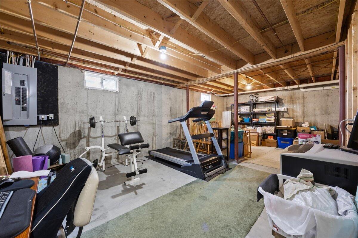 78 Victoria Drive Westbrook ME 04092