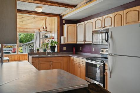 90 Route 133 Winthrop ME 04364