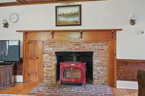 90 Route 133 Winthrop ME 04364