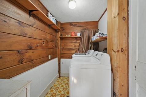 90 Route 133 Winthrop ME 04364