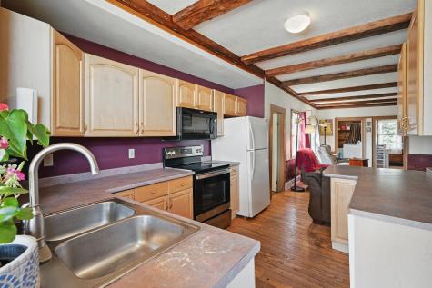 90 Route 133 Winthrop ME 04364