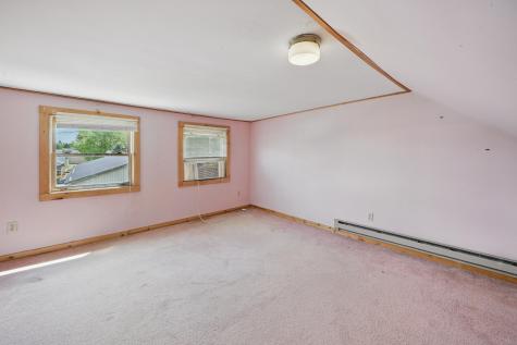 90 Route 133 Winthrop ME 04364