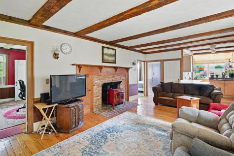 90 Route 133 Winthrop ME 04364