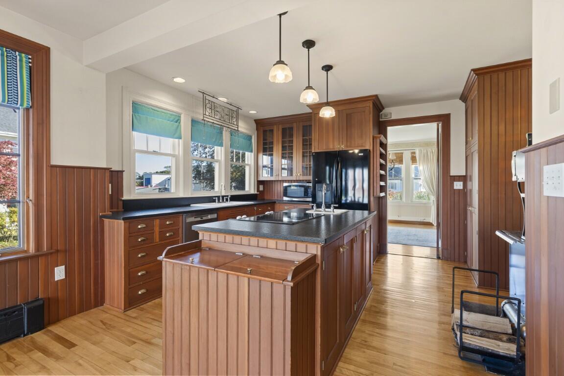 210 Ocean Point Road Boothbay ME 04544