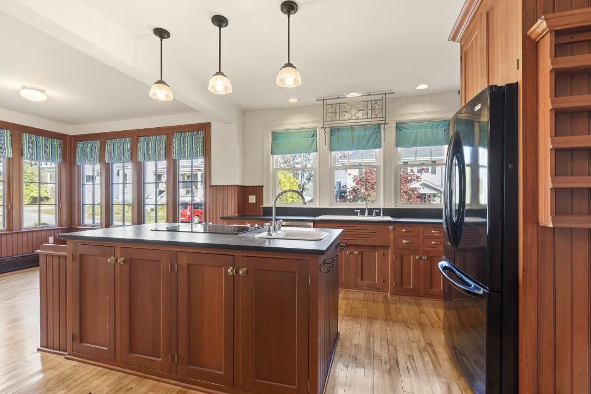 210 Ocean Point Road Boothbay ME 04544