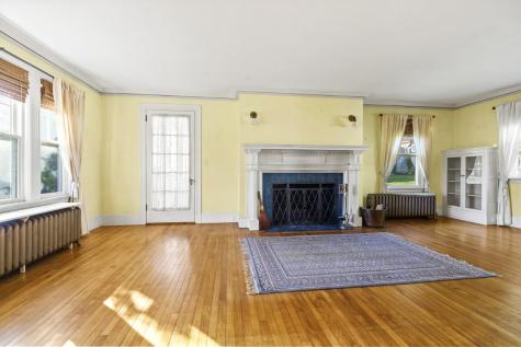 210 Ocean Point Road Boothbay ME 04544