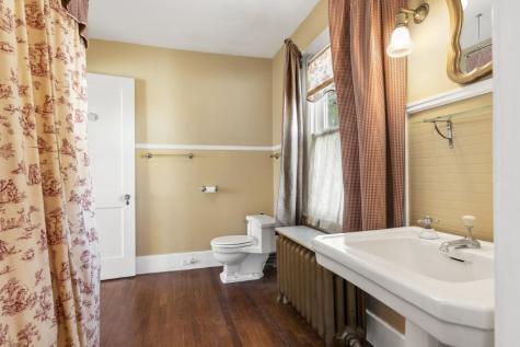 210 Ocean Point Road Boothbay ME 04544