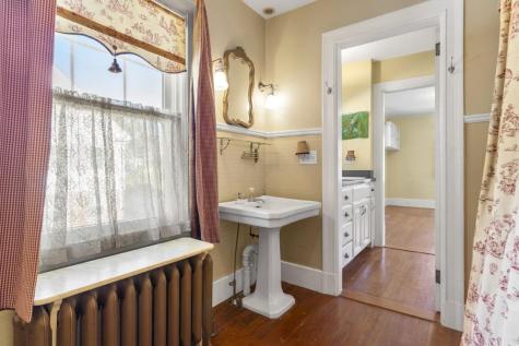 210 Ocean Point Road Boothbay ME 04544