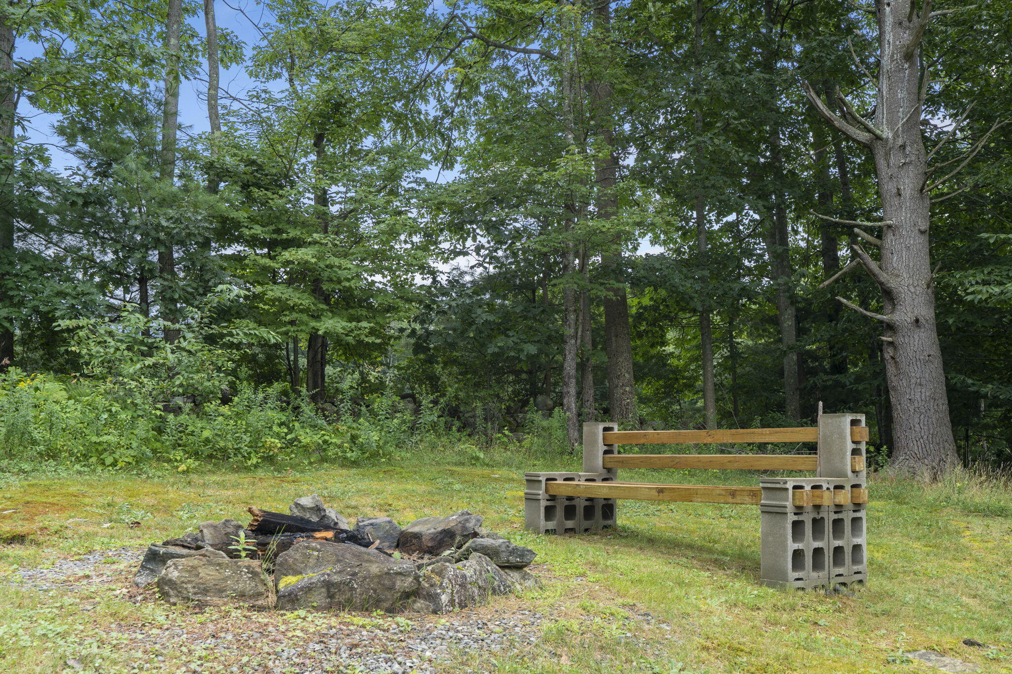 21 Amos Court Lewiston ME 04240