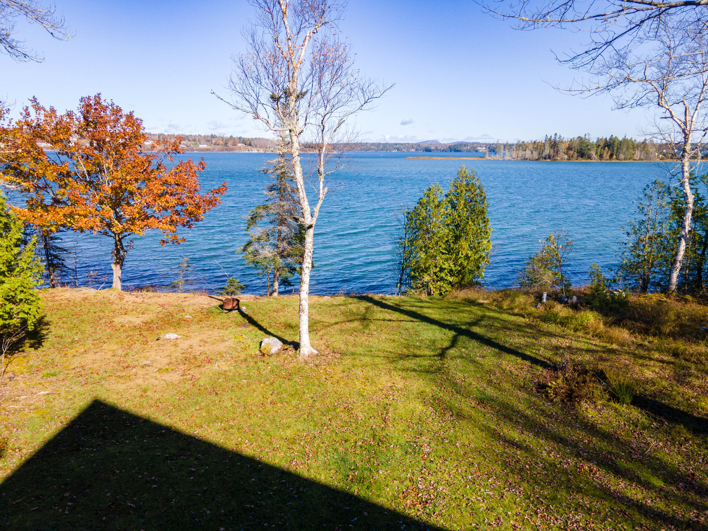 17 Cove Road Lamoine ME 04605