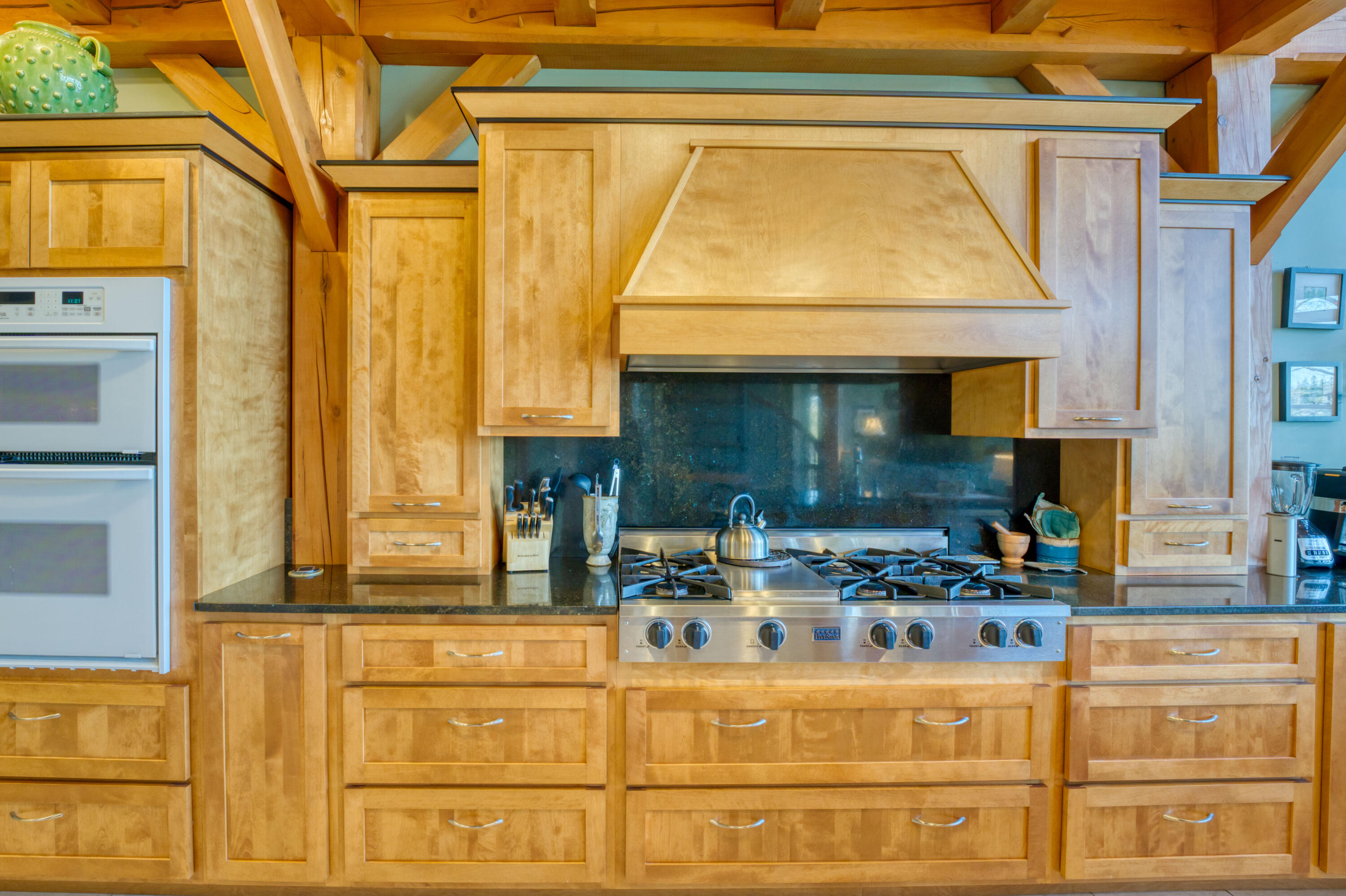 17 Cove Road Lamoine ME 04605