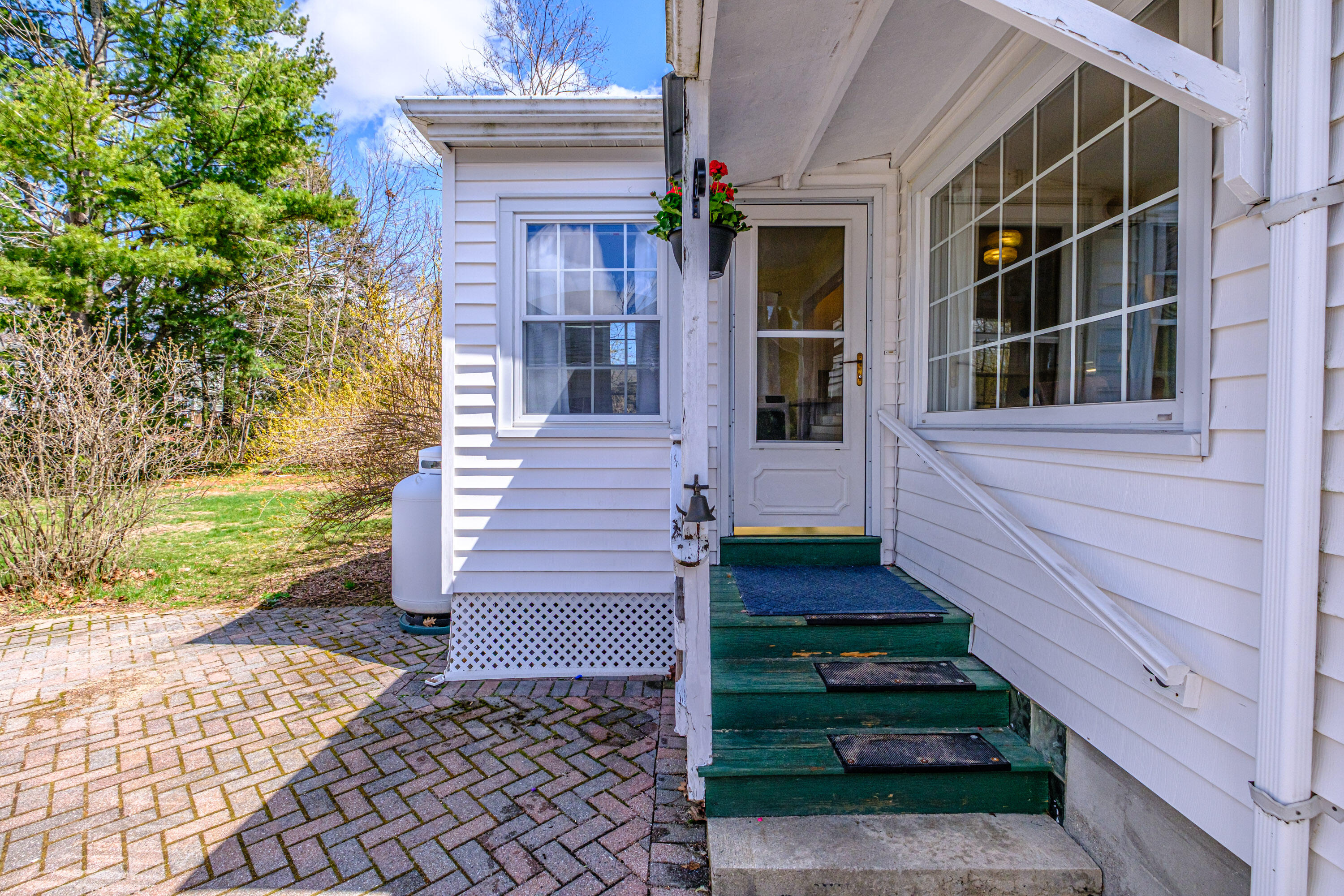 9 Pleasant Avenue Scarborough ME 04074