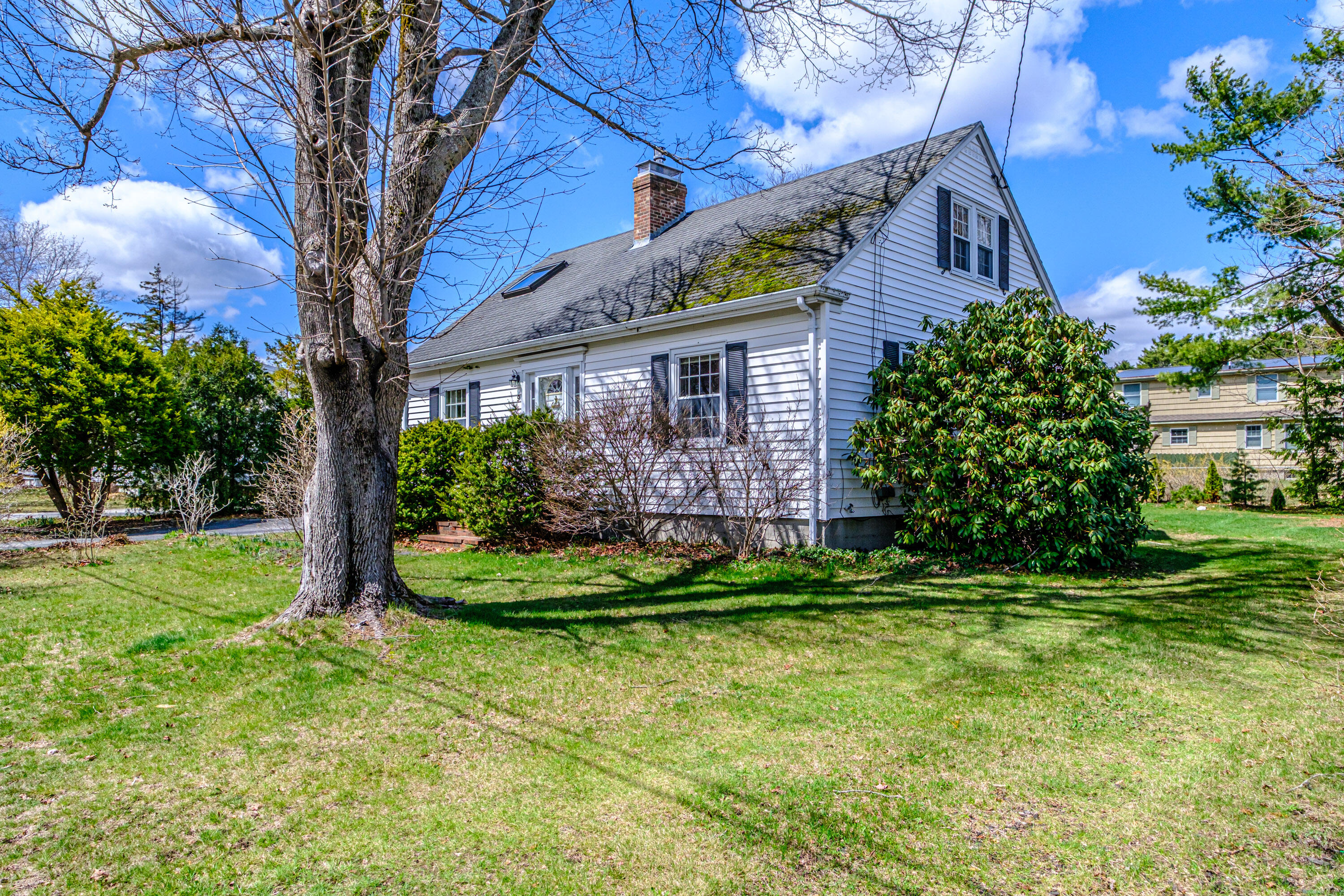 9 Pleasant Avenue Scarborough ME 04074