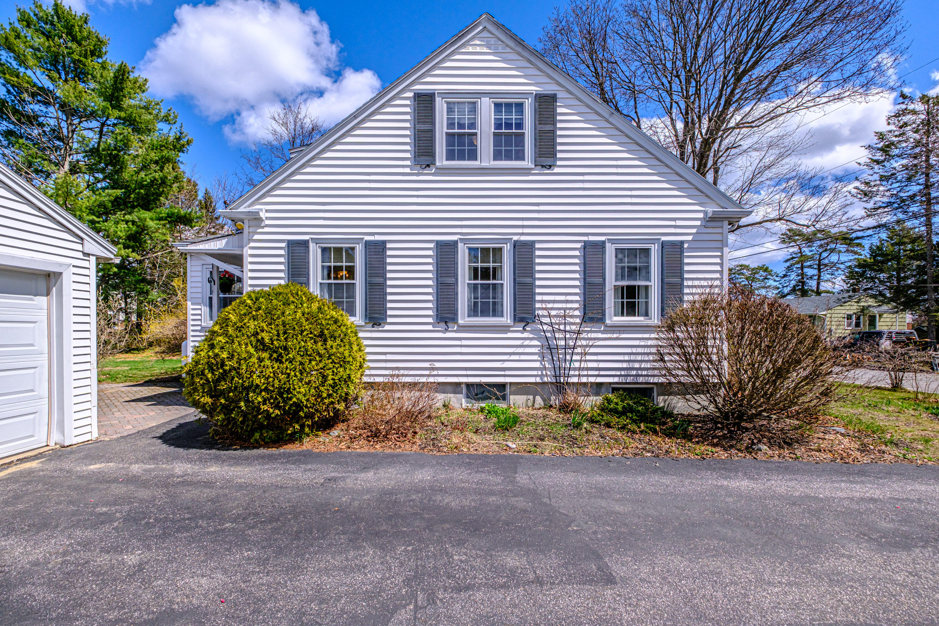 9 Pleasant Avenue Scarborough ME 04074
