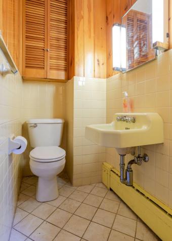 223 Lake Street Auburn ME 04210